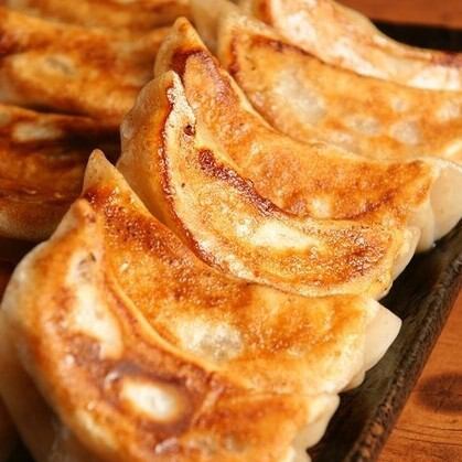 昼飲みもやってます!