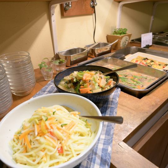 ~Daily Lunch Buffet from 1,100 yen~