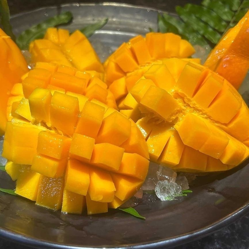 宮古島のマンゴーや四季折々のフルーツ盛り