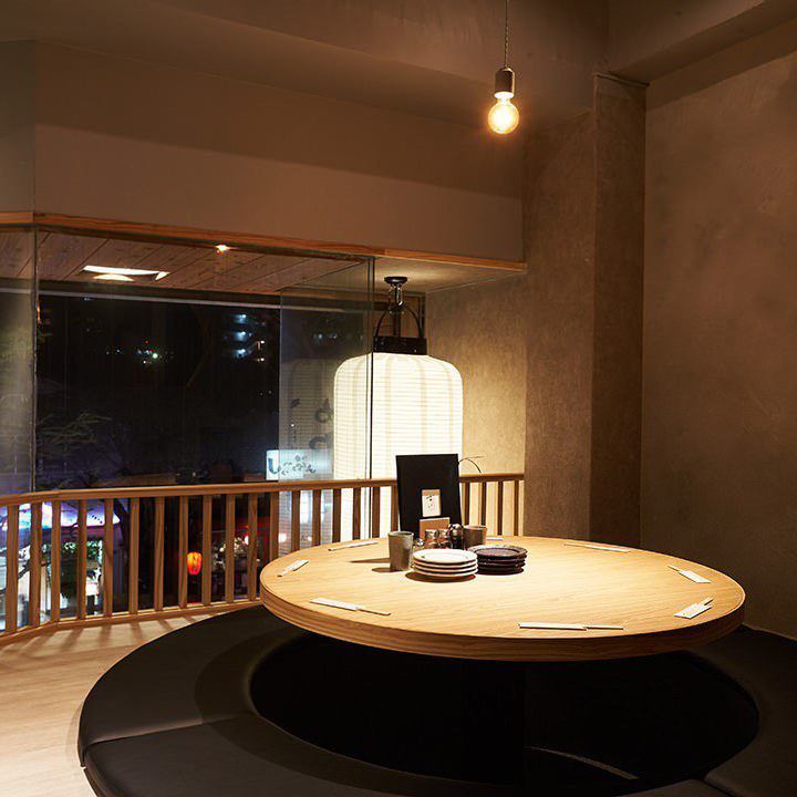 Semi-private rooms and fully private rooms available♪ Very popular for girls' parties, moms' parties, etc.!