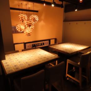 Table seats on the second floor.Please use this restaurant for group meals, couples, girls' nights, etc.