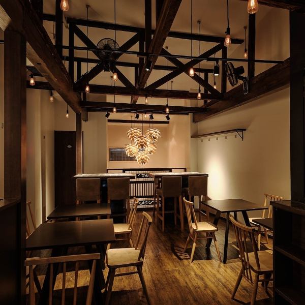 The second floor space is also available for private hire.It can be used for company banquets, launch parties, and other events.It can accommodate 15 to 20 people, so please use it according to your needs.We strive to be flexible in responding to plans, number of people, etc., so please feel free to contact us ♪