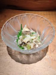 Marinated mussel with wasabi