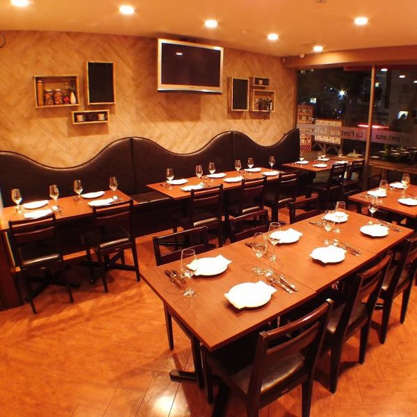 [Chartered, many for group customers ♪] Bright and stylish atmosphere ◎ Recommended for chartered banquets ♪ Please use it at the welcome and farewell party !! / Charter / Birthday / Meat bar / Welcome and farewell party