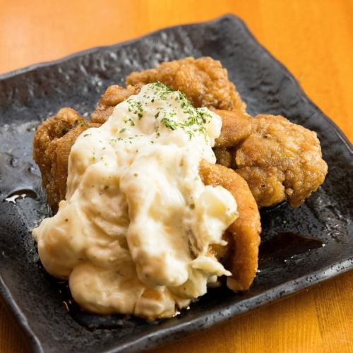 Fried chicken with tartar sauce (thigh)