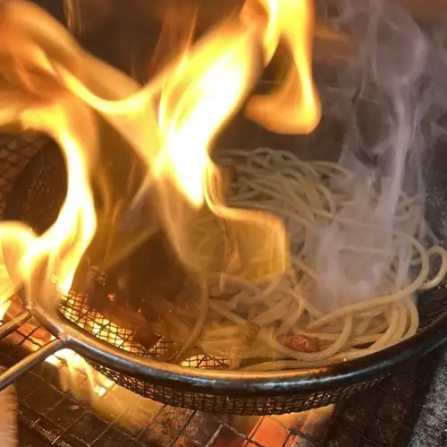 炭焼き職人風 本物のカルボナーラ