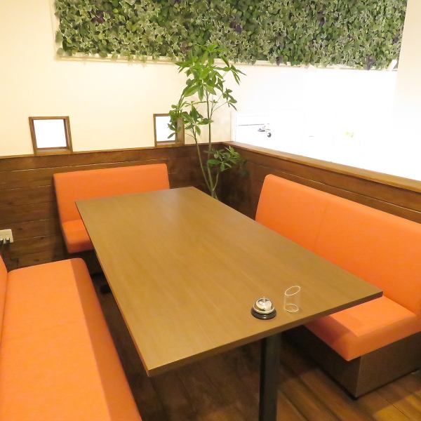 【個室ございます☆】4名様～予約が可能な個室は最大10名様までのご利用が可能です。お洒落で女子会に最適な人気空間となっておりますので、ご利用の際はお早目の予約をお願い致します。