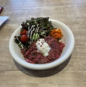 和牛ローストビーフライスボウル