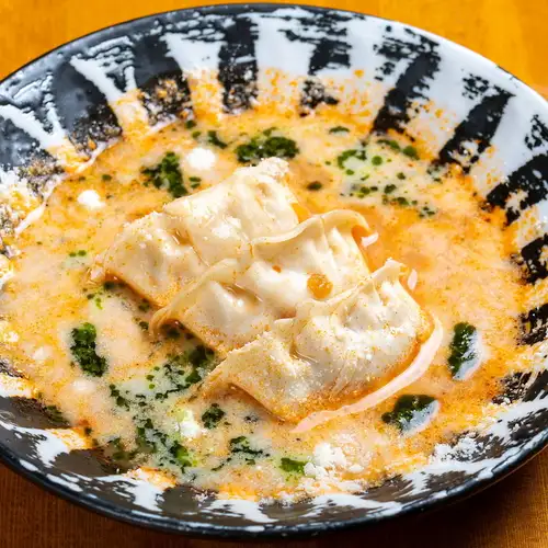 Italian-style boiled dumplings (3 pieces)