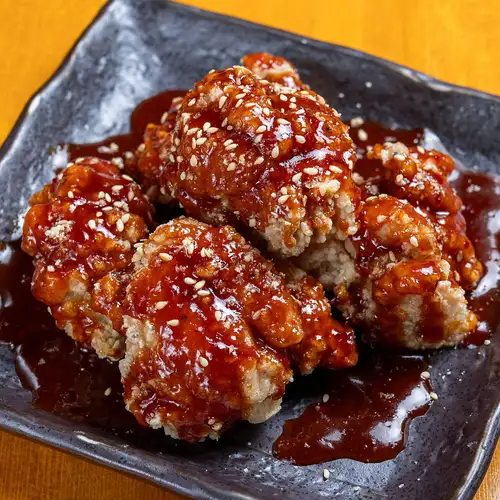 Yangnyeom fried chicken (thigh)