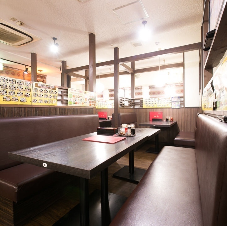 最大60名様までOKの広々とした店内!大小宴会承ります!