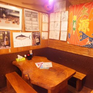 Including tuna caught on our own fishing boat, you can taste the fresh fish selected by auction etc. by the eyes of professional craftsmen who have been trained by fresh fish brokerage.We are waiting for you with the atmosphere of an izakaya on Ishigaki Island!