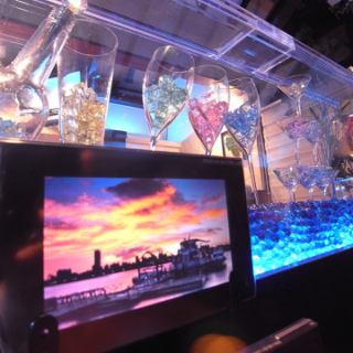 青い照明には海を連想させてくれます♪