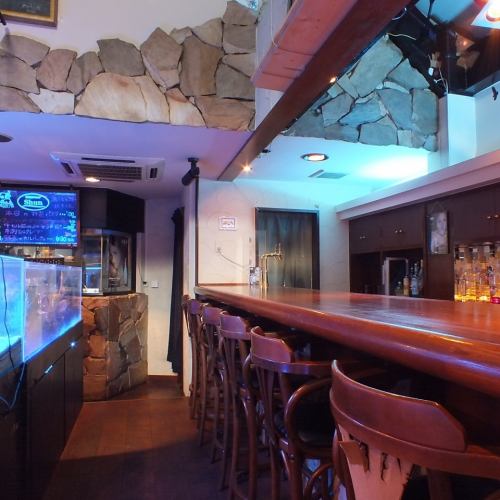 ホールとは大きな水槽で仕切られているので周りを気にせず自分の世界を堪能できます☆