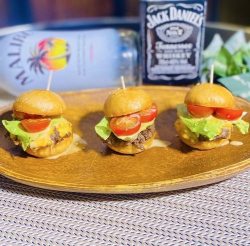 Shunって実はパスタやピザが美味しいんです!創作おつまみも豊富でお酒が進んじゃいます♪