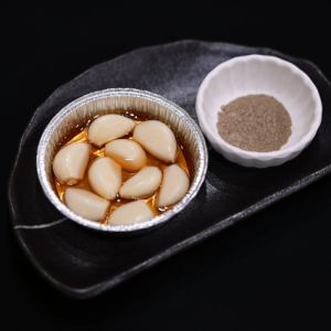 Grilled garlic foil