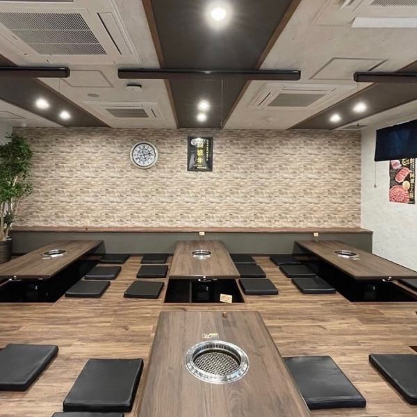 宴会、飲み会、女子会合、会社のご宴席などなど、各種ご用意しております。最大で40名様までの団体様までご案内可能です。ご家族・ご友人とのお食事や、ご親族の集まりなど、様々なシーンでご利用いただけるお席をご準備しておりますので、ご予約はお早めに!ご予算・人数などお気軽にお尋ねください。