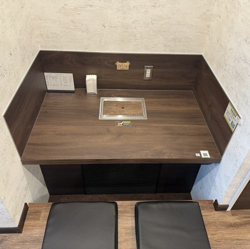 掘りごたつ席。カップルシート