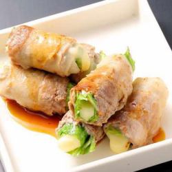 Tokachi pork wrapped in lettuce and melted cheese