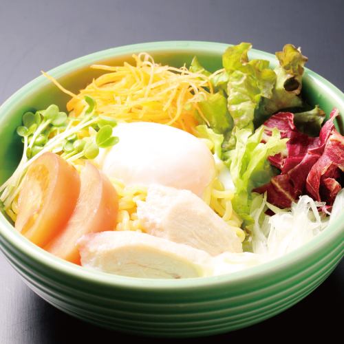 ラーメンサラダ