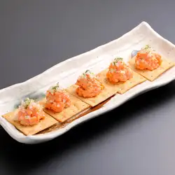 劈啪作響的飛魚卵鮭魚