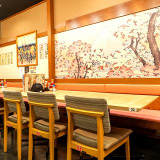 風合いのある店内はぬくもりをもたらす和みの空間★