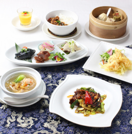 [Premium 3-hour all-you-can-drink luxury lunch] 8 luxurious items including xiaolongbao and shark fin for 5,500 yen