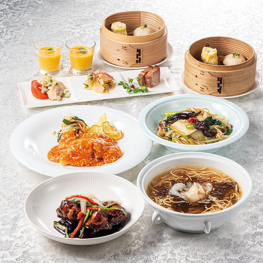 我們也提供套餐菜單,讓您能夠以實惠的價格享受到卡蒙卡的美味。