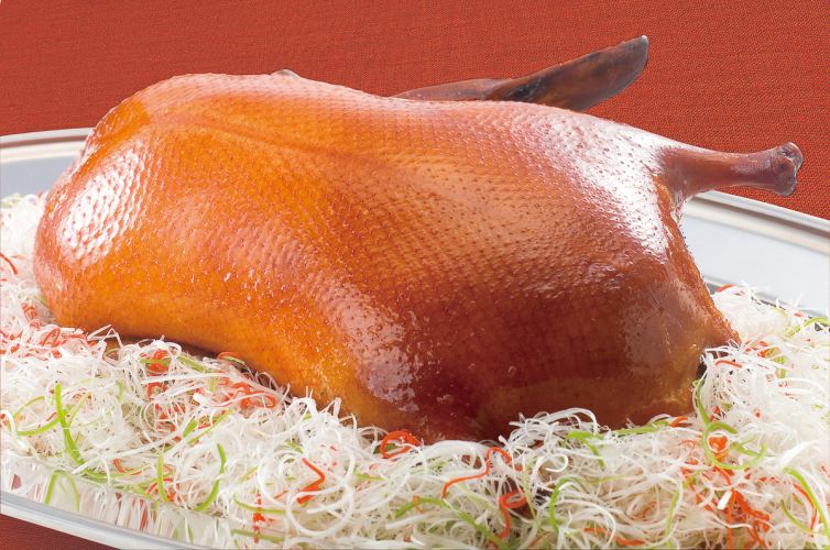 【新年特惠鴨套餐 - 6500日圓，2.5小時暢飲高級飲品】