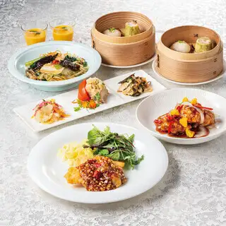 【點コース】乾杯スパークリングワイン＋ダイニング限定2時間飲み放題☆蒸し点心や魚料理5000円