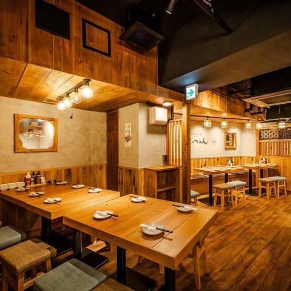 [1 minute walk from Shibuya Station★] Courses starting from 2,500 yen with all-you-can-drink included.All-you-can-drink starting from 555 yen!! Good space, good taste, and fast drinks! That's the kind of restaurant we all aim to be! If you're looking for a girls' night out, group date, company party, or drinking party with friends at Shibuya Station, go to Gyoza Sakaba Nikujiru Totsuan Shibuya branch. Leave it to us◎We have a wide selection of seafood, gyoza, yakitori, meat dishes, and more!