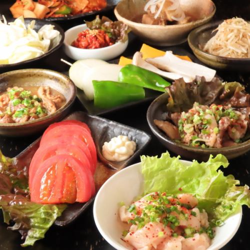 どんなシーンにも♪仕入れにこだわる焼肉・ホルモンはもちろん、一品料理も！