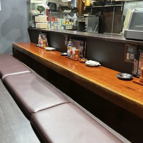 宴会や飲み会はもちろん、女子会や誕生日・記念日のお祝いにも最適な居酒屋。幅広いシーンでご利用いただけるので、誰と来ても安心して楽しめる、居心地の良さが魅力です。