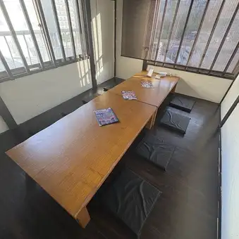 2Fには大人数様で楽しめるお席完備!