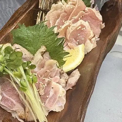 宮崎県産 赤鶏のモモ・ムネ刺し盛り