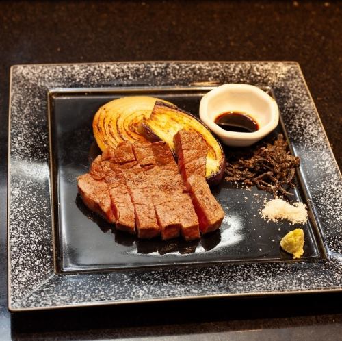 Grilled meat top