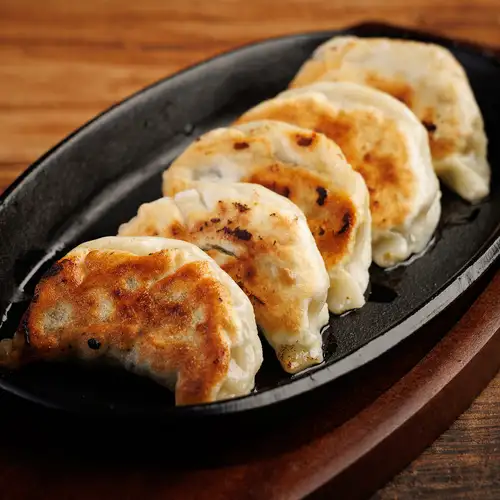 ~匠味手作り~ 熱々鉄板焼き餃子