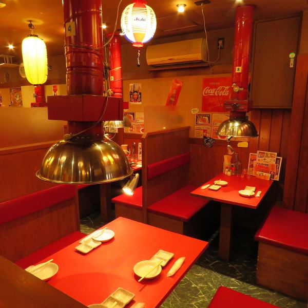 安くて旨いホルモン多数！お酒のあても豊富なので、居酒屋利用としても最適！炭の香りが漂う中、笑顔の接客でお客様をお迎えします！会社帰りの飲み会や女子会、歓送迎会など、さまざまなシーンで利用できるアットホームな雰囲気が魅力です！心温まる接客と共に、楽しいひとときをお過ごしください♪