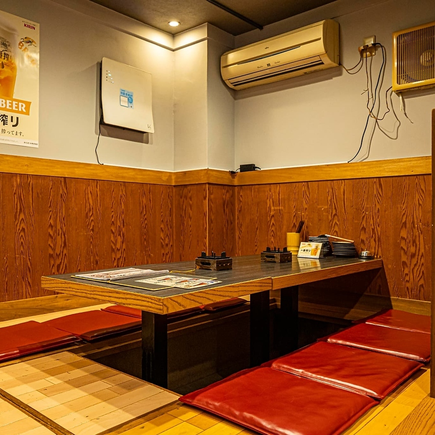還備有榻榻米房間。適合舉辦宴會、迎送會等多人聚會。