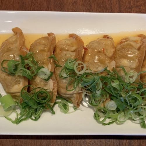 Fried dumplings with chili mayonnaise (5 pieces)