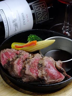 【MOKKAこだわり!肉バルプラン】コミコミ4000【おまかせお料理10品+2h飲み放題】