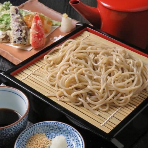 [Our specialty!] Master's hand-made soba