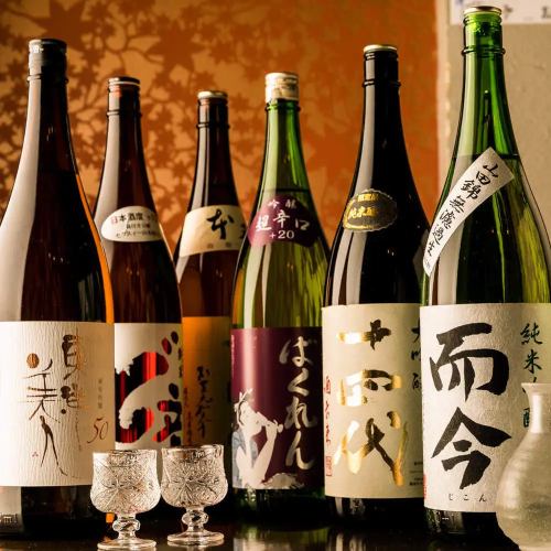 Enjoy the delicious and deep flavors of sake and shochu.