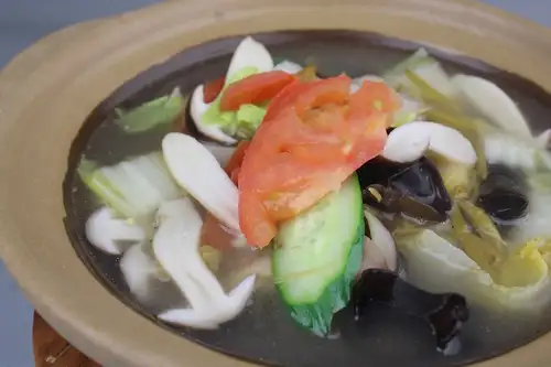 [33]野菜入り大豆スープ