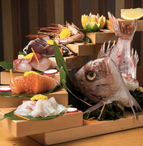 You can also eat and drink various seafood.