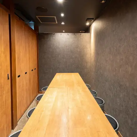 【梅田駅徒歩1分×食べ飲み180分の贅沢】◆◆全席和モダンな落ちつきのあるお席をご用意◆◆当店の魅力はなんといっても3000円～ご利用可能な180分食べ飲み放題コース◎品目については鮮度抜群の魚メニュー各種にお寿司、ステーキ含むお肉メニューにお鍋まで！あれもこれも食べ放題となっております！！