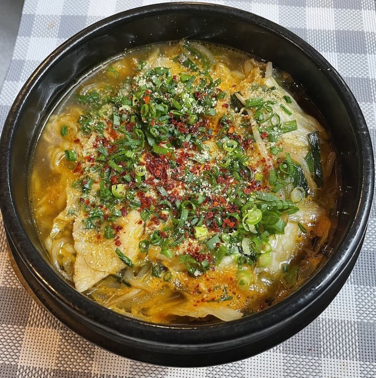 韓国風玉秀ラーメン