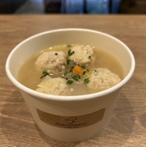 닭고기와 야채 생강 맛