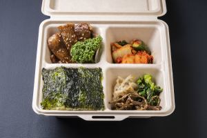 Grilled beef bento