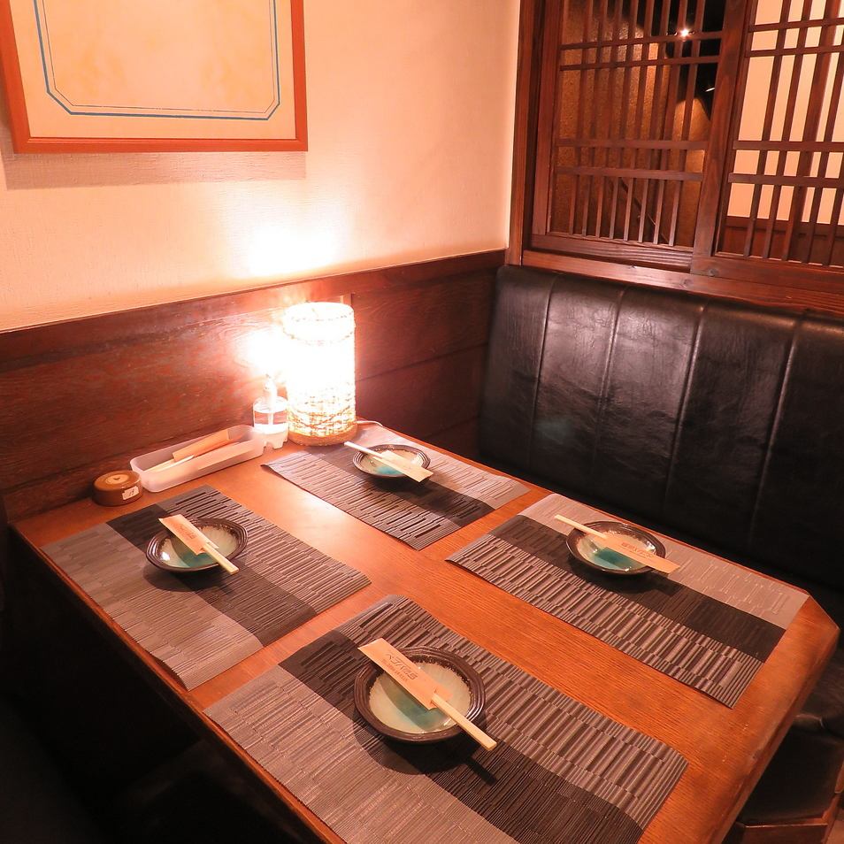 The calm space is also recommended for dates! Private rooms are also available.